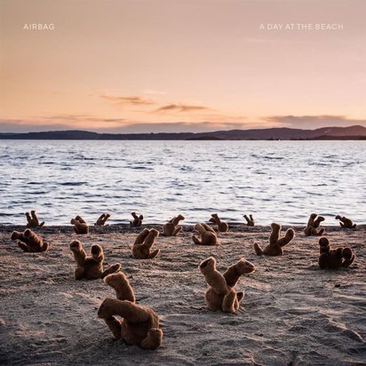 Airbag "A Day At The Beach"
