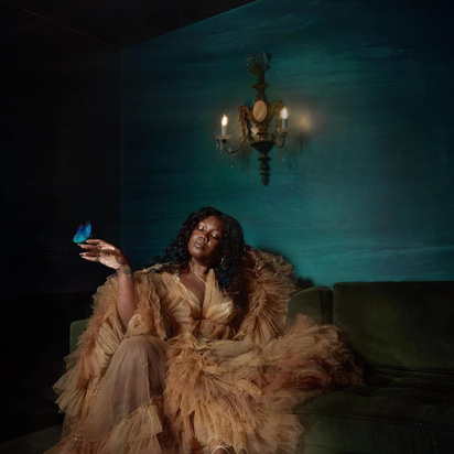 Yazmin Lacey "Teal Dreams"